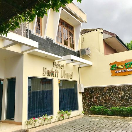 Hotel Bukit Uhud Γιογκιακάρτα Εξωτερικό φωτογραφία
